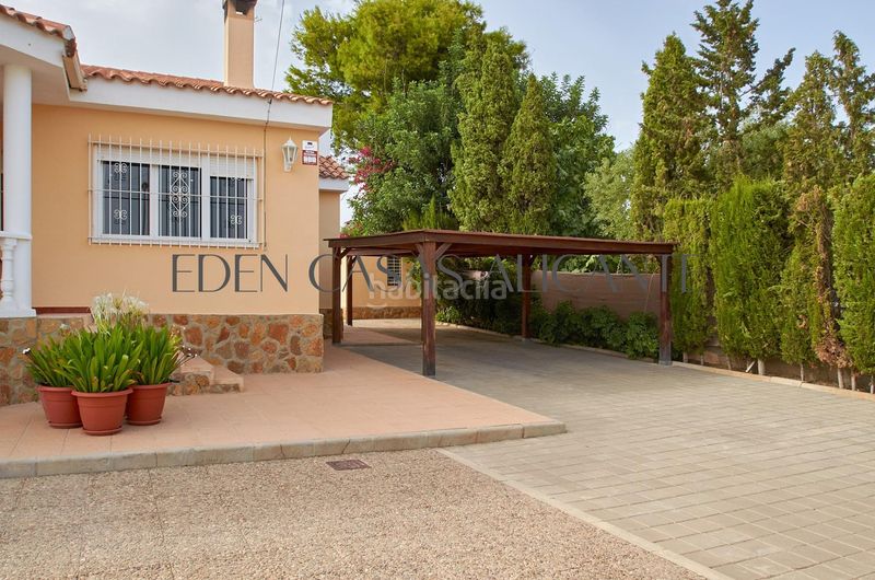 Foto b3af9b84-5dff-441c-aecd-5e4270fa3f36. Xalet amb calefacció aparcament piscina a Valle del Sol Mutxamel