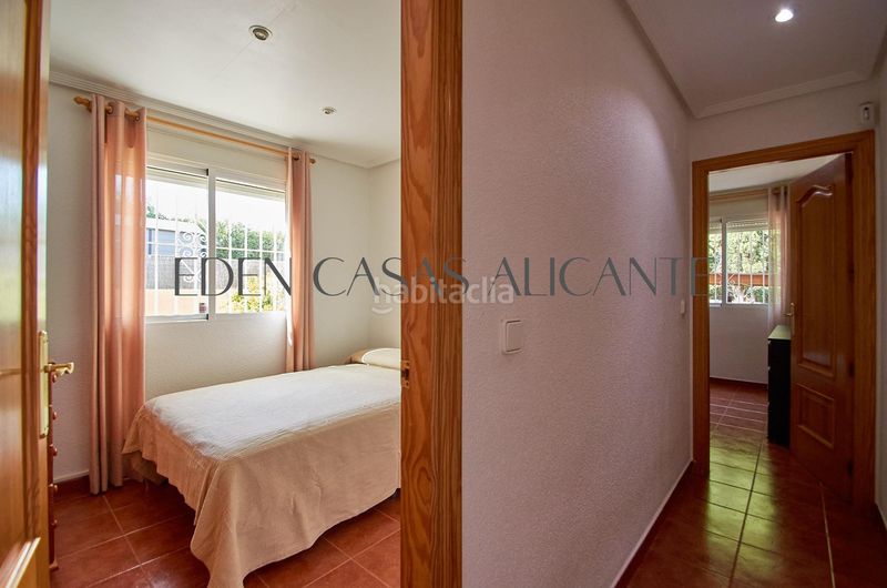 Foto c9fc48a1-8ad2-4b04-8d2a-ff7c2b02ed9f. Xalet amb calefacció aparcament piscina a Valle del Sol Mutxamel
