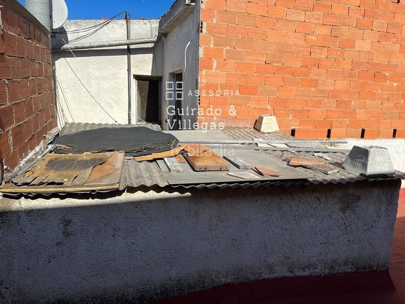 Foto 92ecd78f-03be-400a-b2b6-b1032cd7d5b0. Casa adosada espaciosa casa adosada en Sant Crist Badalona