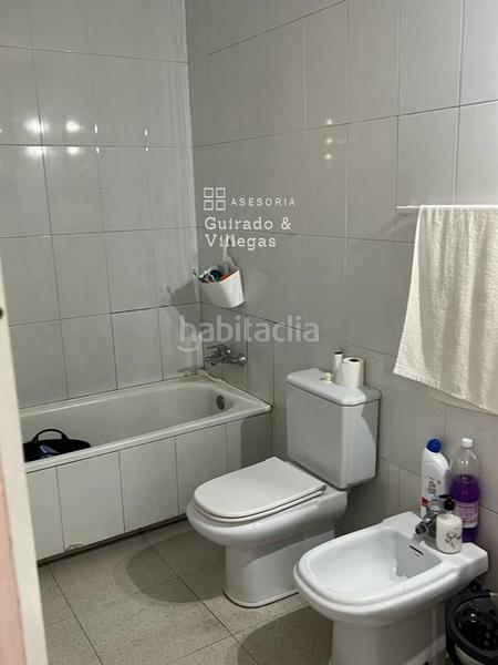 Foto 98ea4666-35ea-4311-acff-7e12c28a31bc. Casa adosada espaciosa casa adosada en Sant Crist Badalona