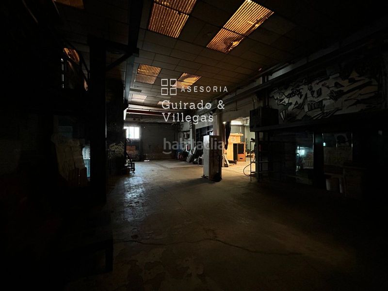 Foto 0a388e44-8975-4b2e-ae12-212521a9a732. Nau industrial a Bon Pastor Barcelona