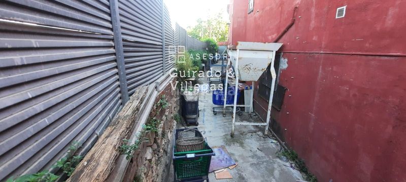 Foto 53c7f7f7-58c3-4bfe-a99d-73aa6202e912. Nau industrial a Bon Pastor Barcelona