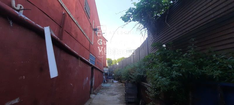 Foto 974ce3a1-8a5a-47a4-b12b-0c680c0855ce. Nau industrial a Bon Pastor Barcelona