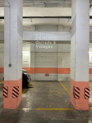 Parking coche en Rambla de fabra i puig 59. Se vende plaza de parking en sant andreu