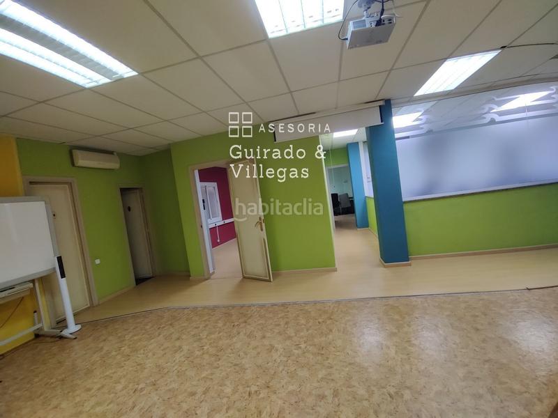 Foto 156c15ef-f157-4f0d-b5ce-254151ccd1e0. Local comercial a Casagemes Badalona