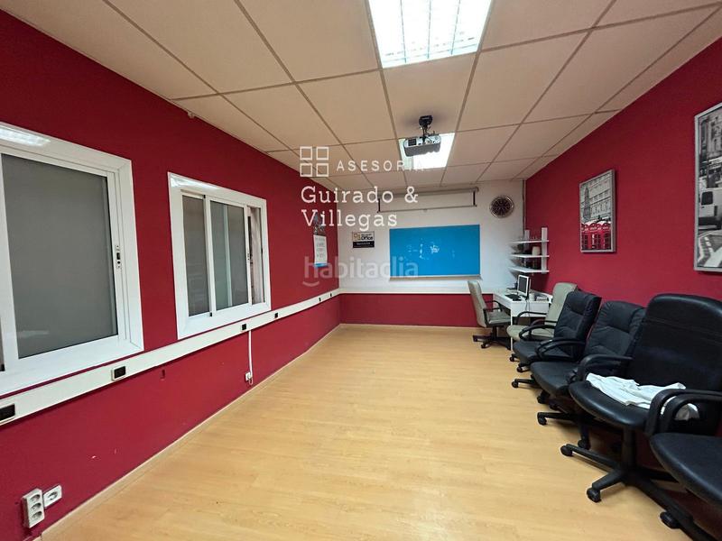 Foto 76609151-a004-452d-a598-fb934912b0a8. Local comercial a Casagemes Badalona