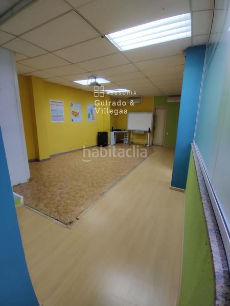 Foto 9c117117-de98-4caa-b0c8-35e1d458118d. Local comercial a Casagemes Badalona