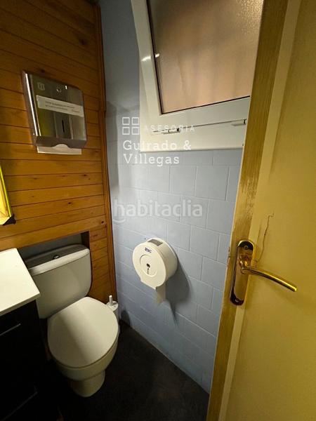 Foto f28485aa-04b6-489b-907c-8ad74f26658e. Local comercial a Casagemes Badalona