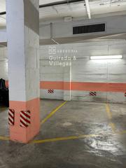 Parking coche en Rambla de Fabra i Puig