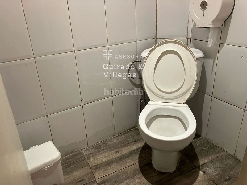 Foto 5e5c3ead-1dce-486f-8c35-c847f8496cf9. Local comercial a Hostafrancs Barcelona