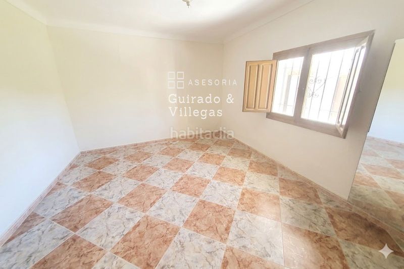 Foto 309e9abf-1ab8-4b10-897d-df1197bb0953. Casa adossada a Fines