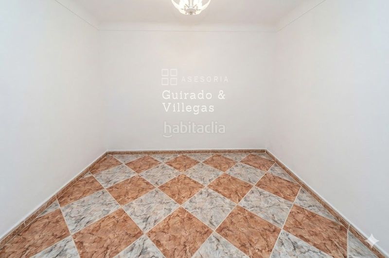 Foto 59486d34-d345-4083-8b0d-a43db40db196. Casa adossada a Fines