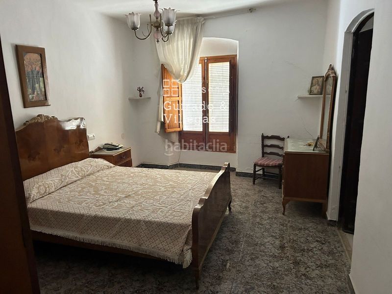 Foto ae62b46c-169e-4072-b339-777ed06e415c. Casa adossada a Fines