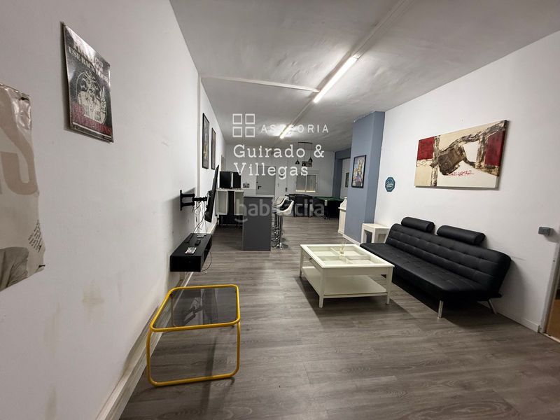 Foto 4aa228e0-53c5-4e55-8d50-5bb798a1a064. Local comercial a Porta Barcelona