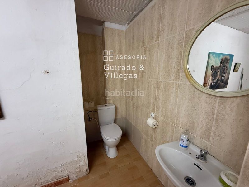 Foto 648b0f57-2fd3-4c91-b70e-3f0a7e9aa3ee. Local comercial a Porta Barcelona