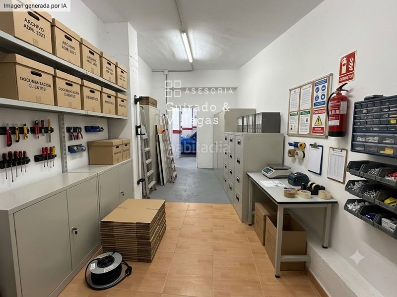 Foto 8e34beb8-e140-489d-8e52-b49a5ff67779. Local comercial a Porta Barcelona