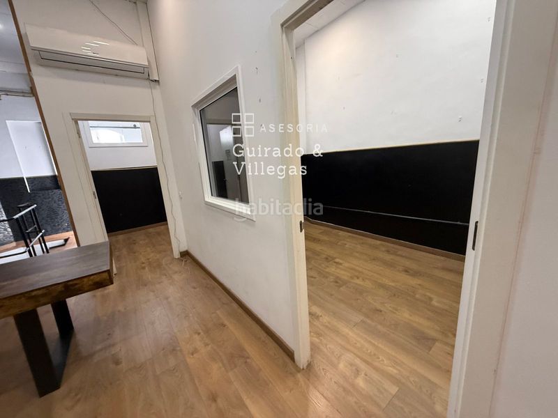 Foto 1a8729b0-4319-4d62-b289-979dd44e34a9. Local comercial a El Clot Barcelona