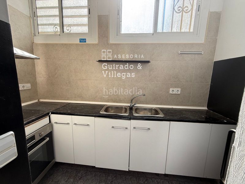 Foto f9842b54-fa34-4f70-be2f-bca062d34163. Local comercial a El Clot Barcelona