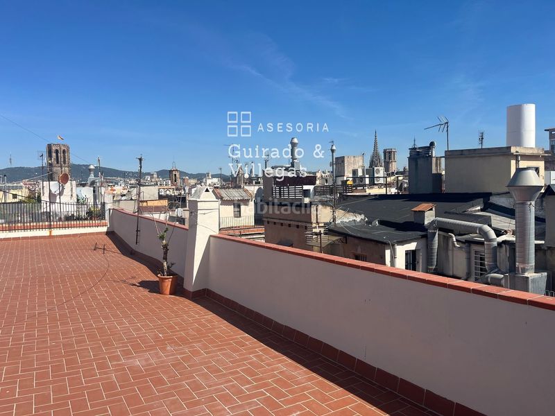 Foto 0bddeddb-bb96-4d3b-9e8b-40059a306252. Pis a Gòtic Barcelona
