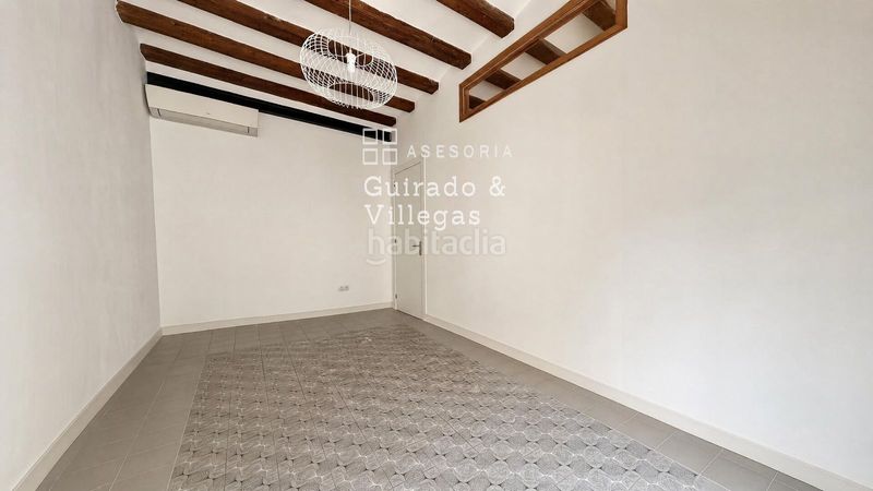 Foto b63307ae-9d93-4b5b-b7ae-706086966834. Pis a Gòtic Barcelona