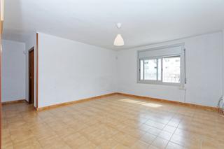 Flat in Sant Pere Nord. Ideal familias, sant pere nord