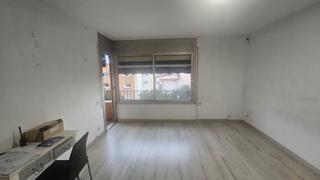 Pis  Avinguda de barcelona. Interesante piso a modo de inversin en escoles