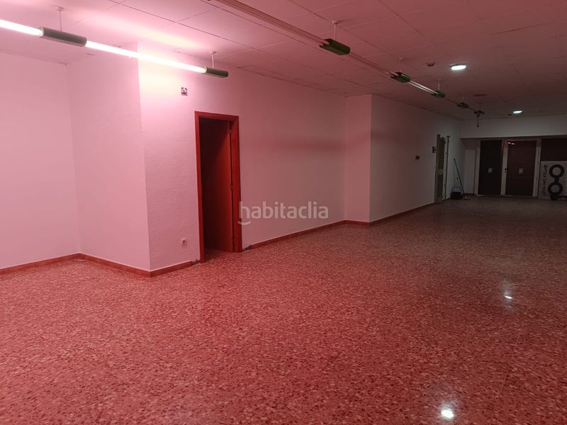 Foto 21e70d91-9358-4d07-8859-b33cd75cb462. Local comercial a Can Palet Terrassa