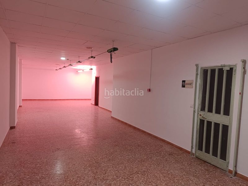 Foto 5c308531-28e1-4aea-b619-32ff8eb21aab. Local comercial a Can Palet Terrassa