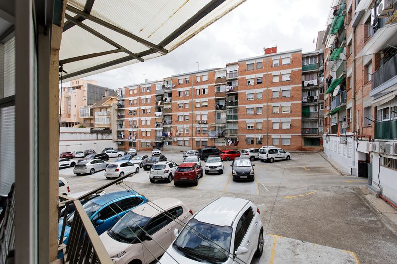 Foto 98dd0b71-7446-4526-b400-0eb80366fd7a. Pis a Cementiri Vell Terrassa