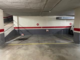 Aparcament cotxe  Carrer de ramón y cajal