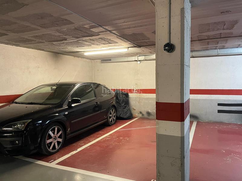 Foto 6e720e0d-369a-4842-9653-b937c96ff1b9. Parking voiture dans Centre-Can Nadal Sant Feliu de Llobregat