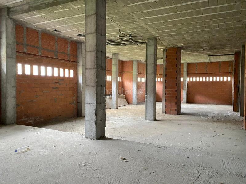 Foto 9eaf72a5-5e4b-4e30-b5bd-e1d73fa2b8ce. Local comercial a calle asuncion 5 a Flores de Sil - La Placa Ponferrada