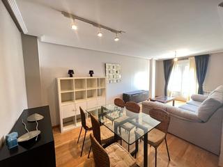 Appartement à Flores de Sil - La Placa. Piso en venta flores del sil con inquilino. especial inversión
