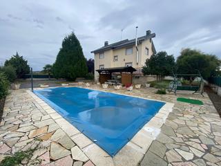 Xalet  Calle santa isabel. Chalet independiente con finca de 34.000m2