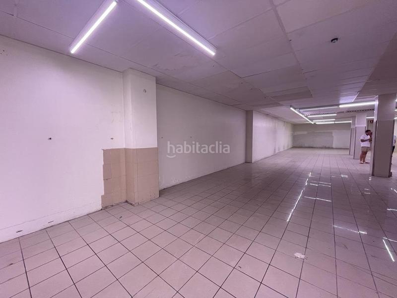 Foto 11ad2095-1381-49f2-8296-398f960842c0. Locale commerciale in Flores de Sil - La Placa Ponferrada