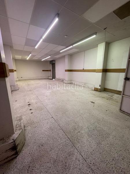 Foto cf23f0c9-2022-43e1-8600-38bb245eff33. Locale commerciale in Flores de Sil - La Placa Ponferrada