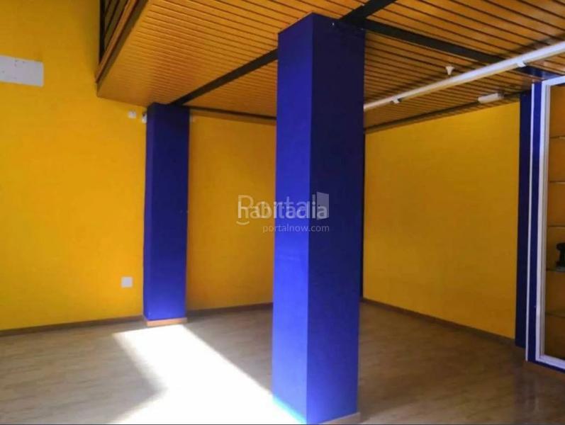 Foto 8c0d3ff8-6d41-4e17-b7a0-b436bd0b145f. Geschäftsraum in Centro Ponferrada