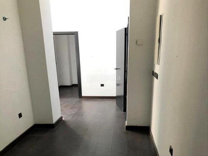 Foto b1c1b1b4-0fa0-404d-9581-0d87c0c8a9bb. Local commercial dans Flores de Sil - La Placa Ponferrada