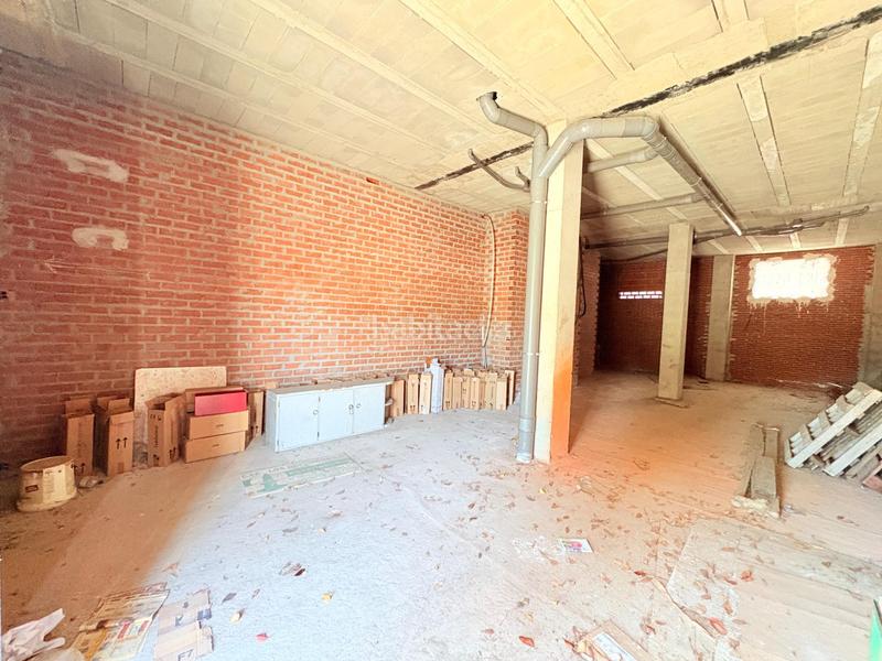 Foto 87a33ecc-2e66-4857-b568-cf8a56ac1f7b. Local comercial a calle pascual fernandez 7 a Centro Ponferrada