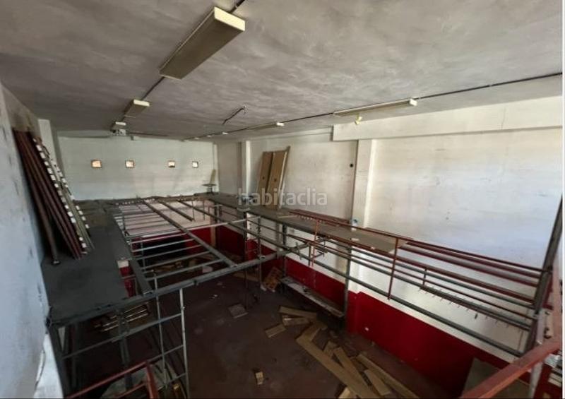 Foto 02a0bd72-1ae1-4fac-9f1f-16d53bb19231. Locale commerciale in calle gustavo adolfo bequer 3 in Ponferrada