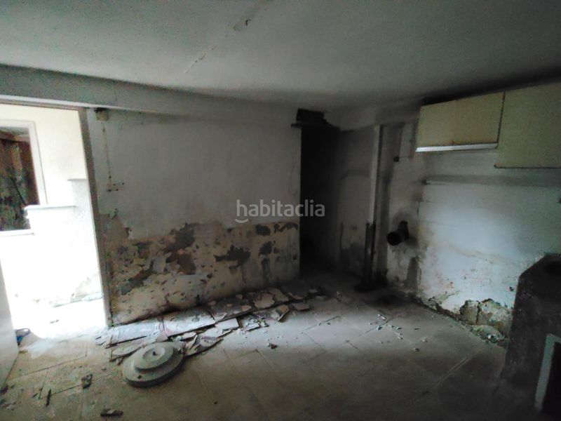 Foto 5a3a2ec3-03ac-4ab8-a903-c1a01f23bb75. Casa amb calefacció aparcament a Puente Castro León