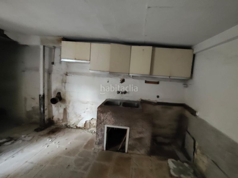 Foto dbc6f9a9-f9a5-4088-a509-baf84bd8f9e4. Casa amb calefacció aparcament a Puente Castro León