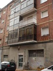 Appartement à Centro. Piso en sitio de numancia flores del sil