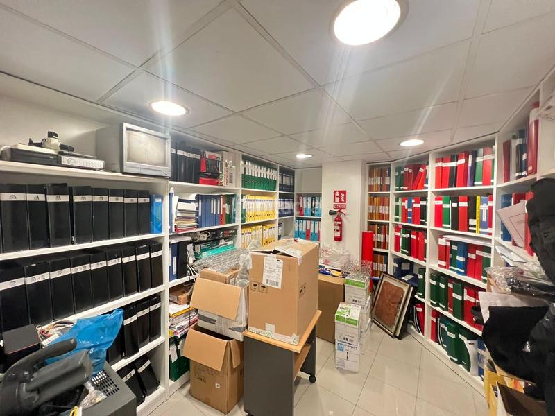 Foto 4094199f-cecc-45c8-ac84-d84f9aac0816. Local comercial a Centro Ponferrada