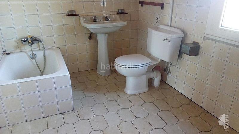 Foto 275d58e7-e561-4341-93ab-10901333bf74. Semi detached house in travesía real 25 in Camponaraya