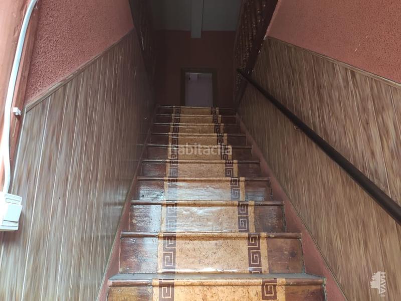 Foto 2dd10ba2-fef9-4918-b656-358e8be07ca0. Semi detached house in travesía real 25 in Camponaraya