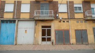 Local commercial à Travesía mariano remacha 4. Local comercial en toral de los vados león
