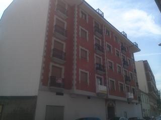 Local commercial  Calle de quevedo. Local comercial en bembibre