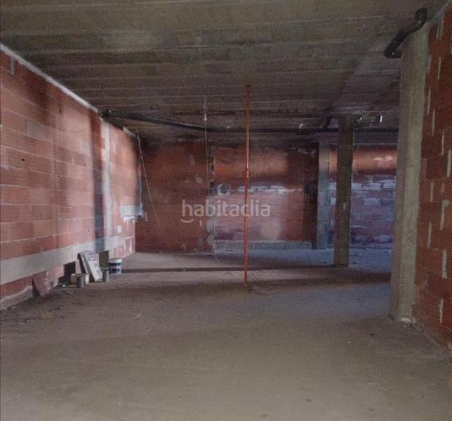 Foto 6321bae8-3b65-4b33-90b9-95ca2c334f2b. Local commercial dans Bembibre