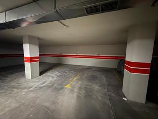 Aparcament cotxe a Centro. Venta de  plazas de garajes zona centro ponferrada